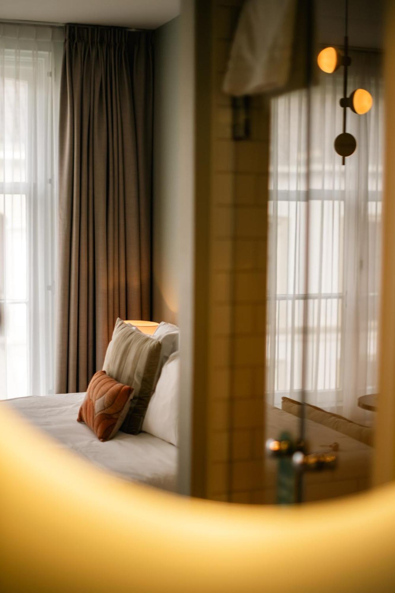 Finch Boutique Hotel, Downtown Девентер Екстериор снимка