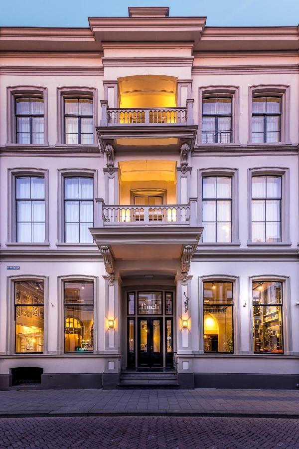 Finch Boutique Hotel, Downtown Девентер Екстериор снимка